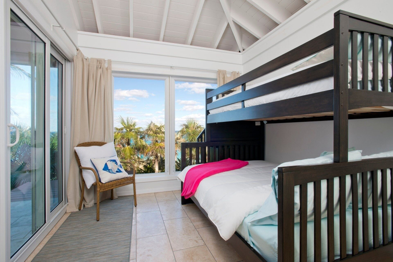 Bedroom 3, Sandy Hill Beach House 6 Bedroom Home