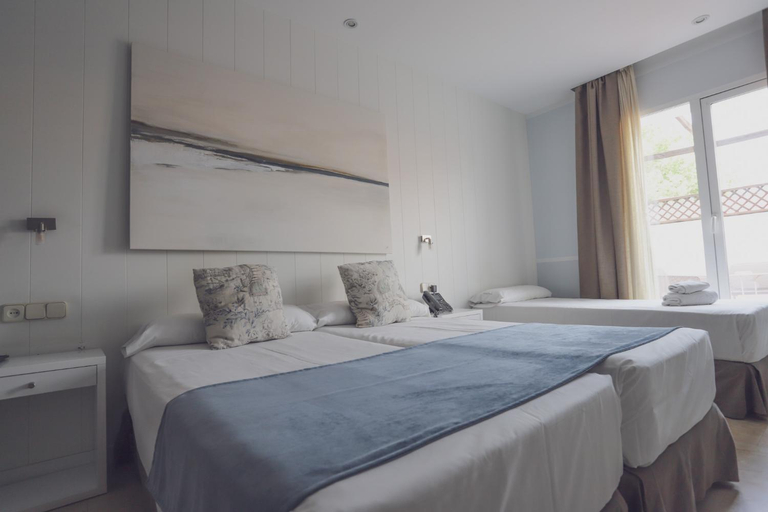 Bedroom 3, Hotel Oasis con parking incluido, Córdoba