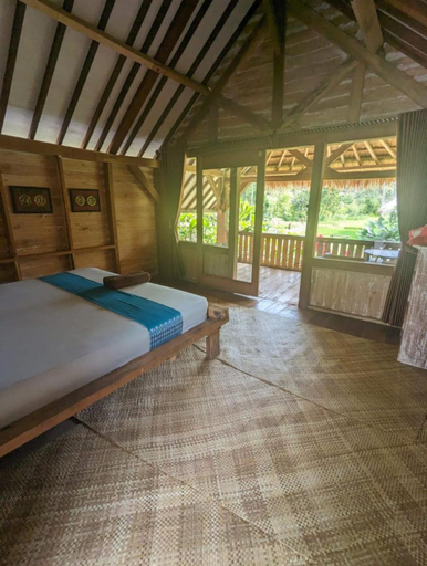 Bedroom 2, Hakiki Inn Bungalows, Lombok
