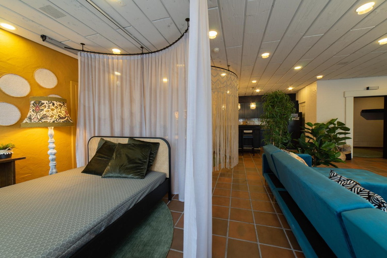Bedroom 3, Hotel Säntis Lodge, Toggenburg