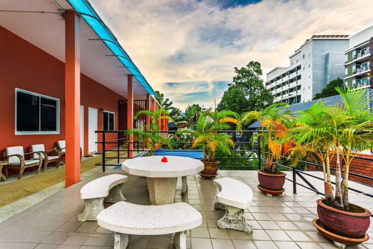 Others 4, Jungceylon Villa-Patong quiet location, large pool, Pulau Phuket