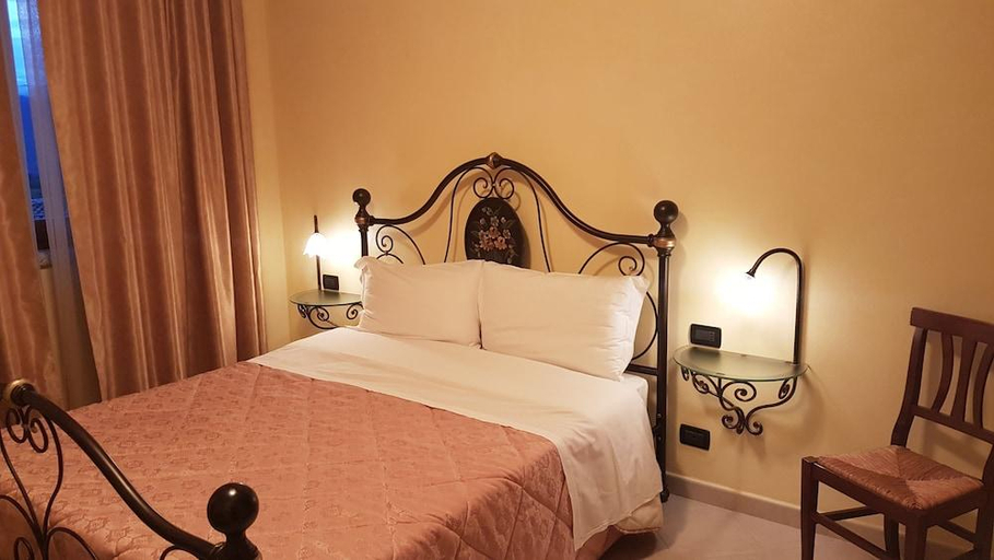 Bedroom 2, Le Tre Rose, Sassari