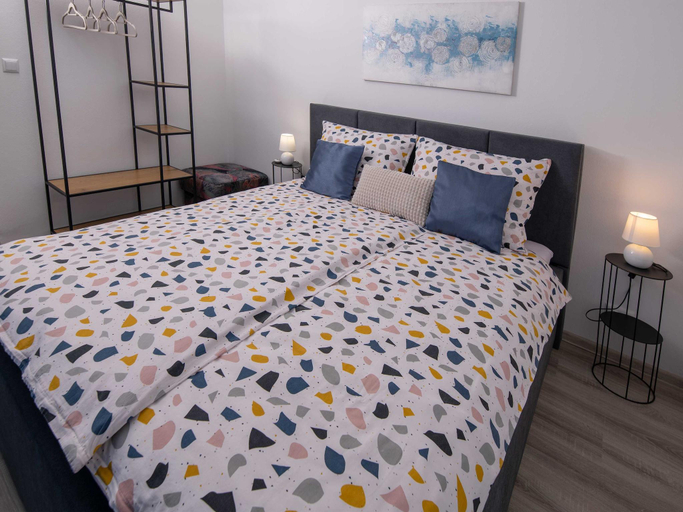 Bedroom 2, Apartment Point - Two Bedroom Apartment with Balcony, Pula