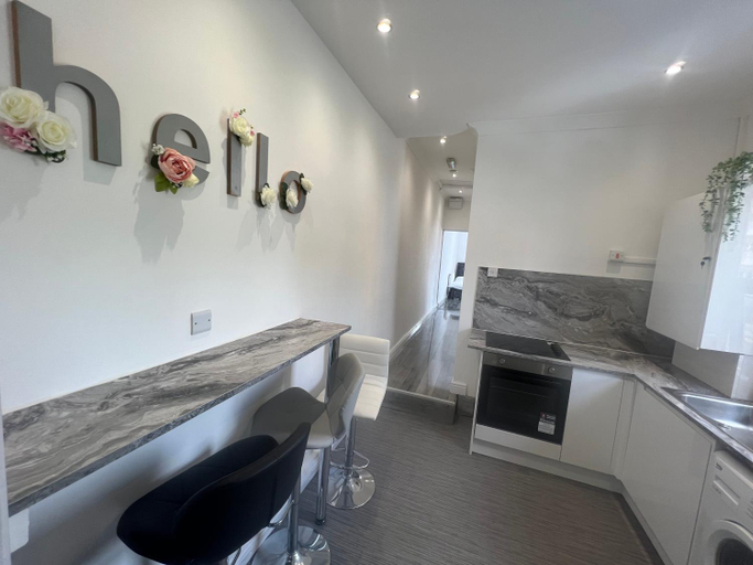 Others 5, Zams rooms, Stoke-on-Trent