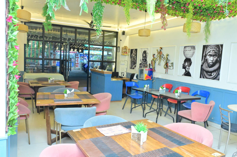Food & Drinks 2, Wishotel Xpress Silver Sky, Indore