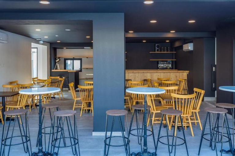 Food & Drinks 5, Zoi Hotel, Unorganized in Al Jizah