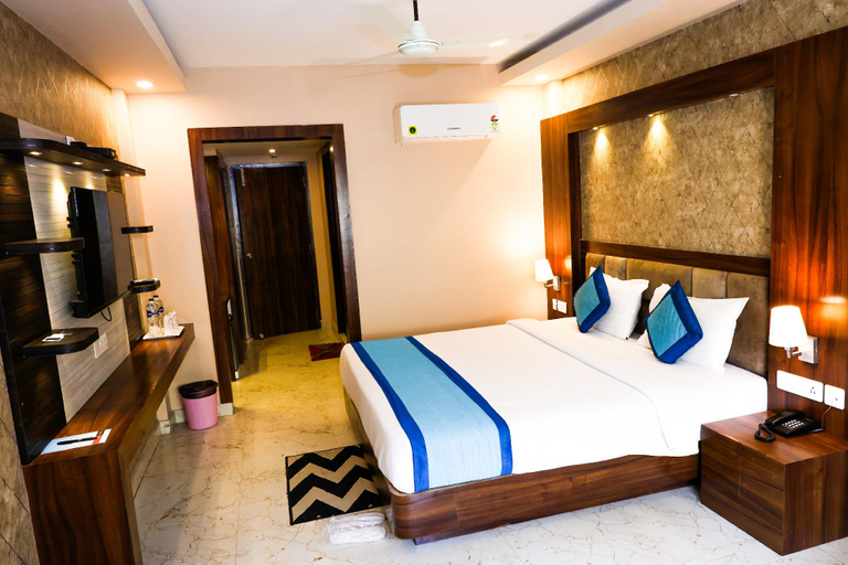 Bedroom 2, Hotel AMBIKA PALACE PURI, Puri