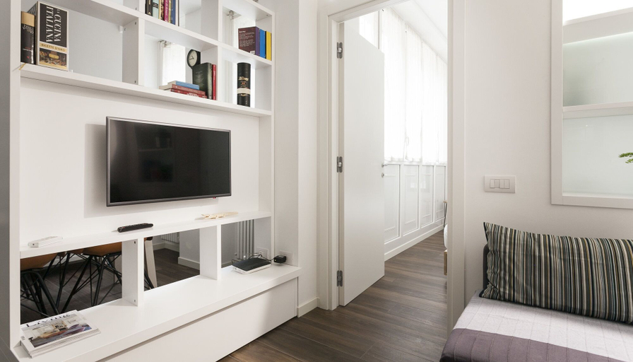 Room 4, Italianway Easy - Magenta 32 Bilo, Milano