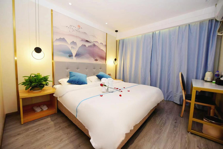 Bedroom 2, Longchen Holiday Hotel, Shanghai