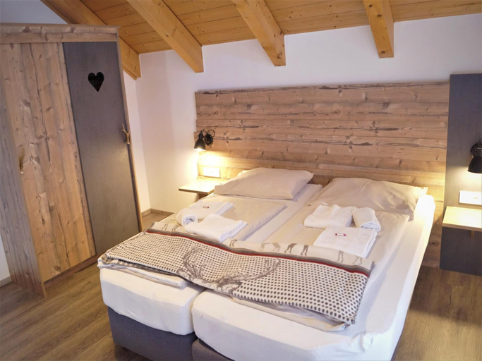 Bedroom 3, Charming Studio at Ferienpark Kreischberg, Murau