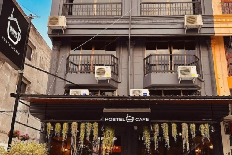 Exterior 4, Friends Station Hostel & Cafe, Pattaya