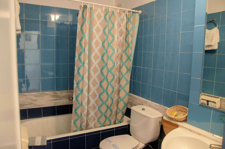 Bathroom 4, Samaras Hotel, Central Greece