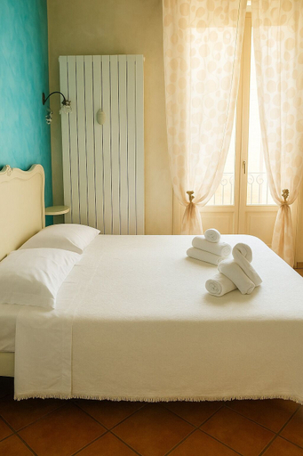 Bedroom 3, La Mensa Ponderaria, Rome