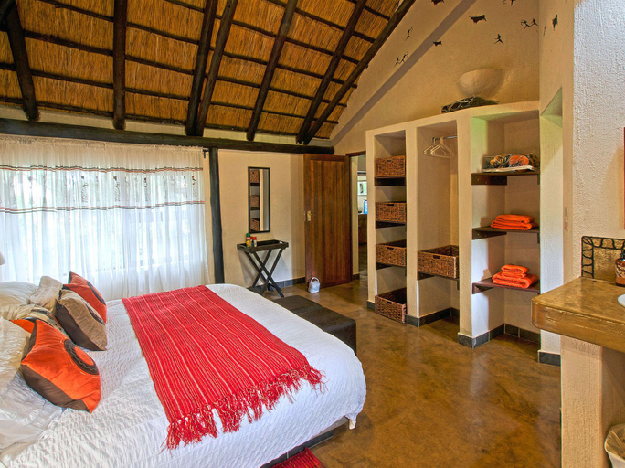 Bedroom 3, Raptor Retreat Game Lodge, Mopani