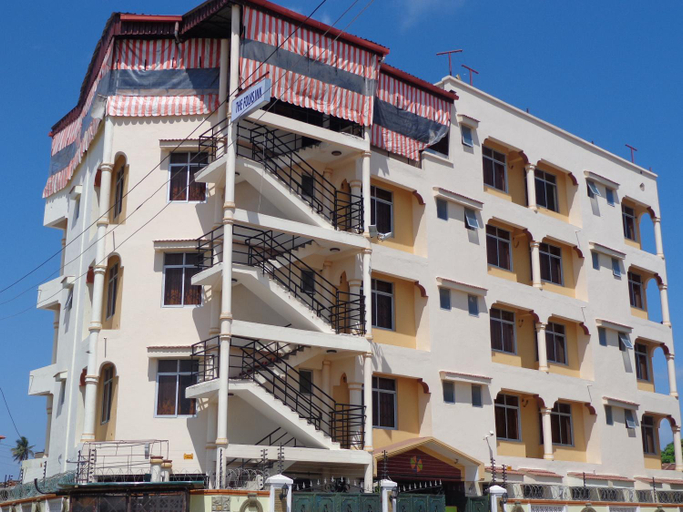 Others 5, The Folks Inn Hotel, Changamwe