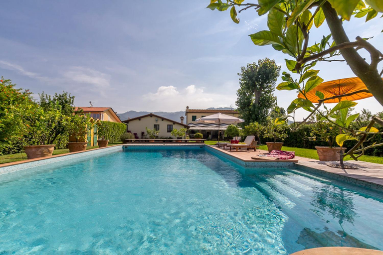 Sport & Beauty 2, Villa Pallina 4BR Villa with Private Pool, Lucca