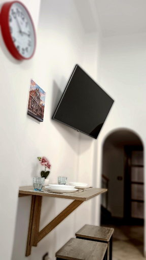 Others 5, KatanEasyHouse, Catania