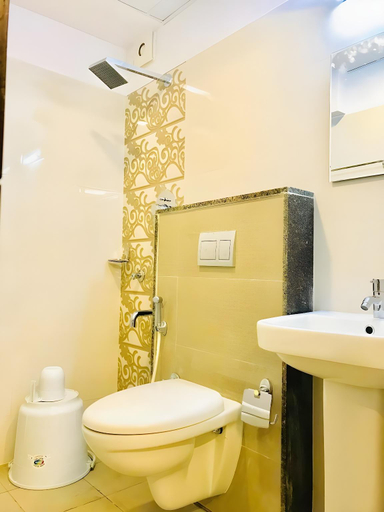 Bathroom 4, REGALIA INN &SUITES, Mysore