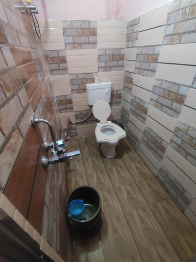 Bathroom 4, Chacha's Garden Hotel, Ajmer
