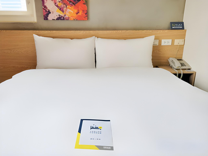 Bedroom 3, CHECK inn Express Taichung Yizhong, Taichung