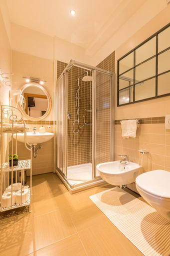 Bathroom 4, Zenana Boutique Hotel, Bolzano