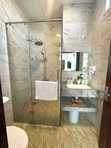Bathroom 4, Hotel Da Do, Da Nang