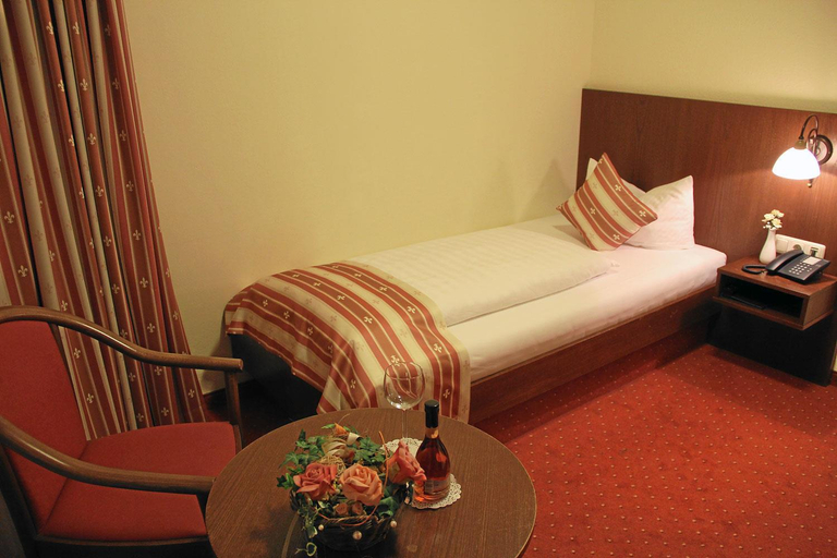 Bedroom 2, Hotel Brennerbascht, Berchtesgadener Land