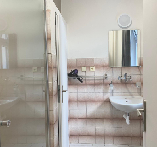 Bathroom 3, Hotel Labe, Děčín