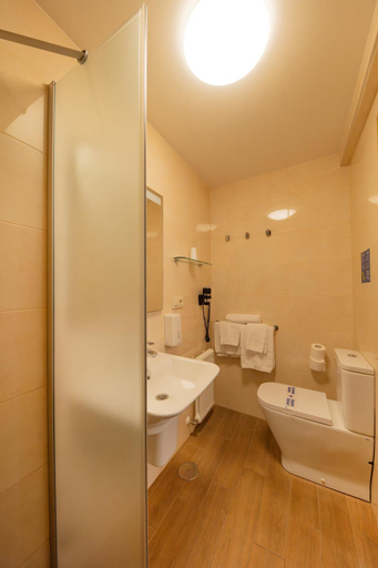 Bathroom 4, Hotel Panton, Pontevedra
