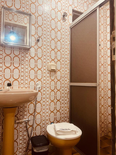 Bathroom, Pousada Castanheira, Guarapari