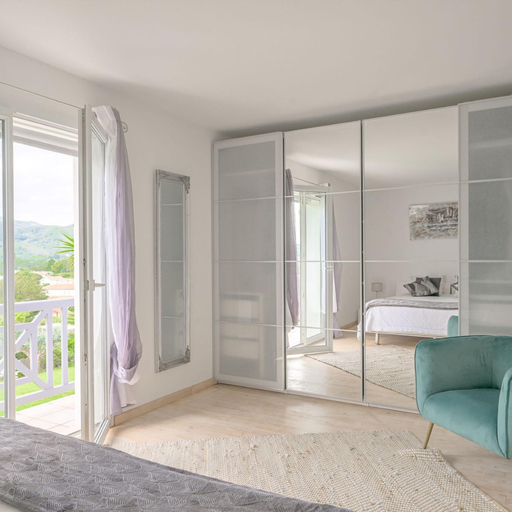 Room 4, Maison Madalena With Pool Close to Ocean, Pyrénées-Atlantiques