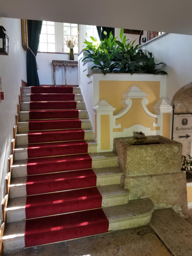 Public Area, Lawrences Hotel, Sintra