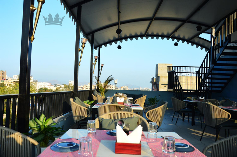 Food & Drinks 5, Sita Royal Lakside Chalet, Udaipur