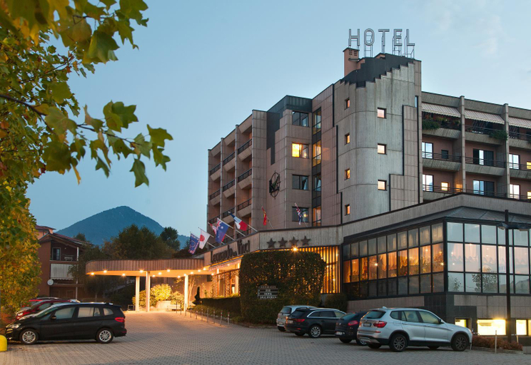 Exterior & Views 2, HOTEL LEONARDO DA VINCI, Como