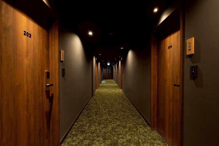 Hallway 2, Hotel Matsunoi Shurin, Shinjuku