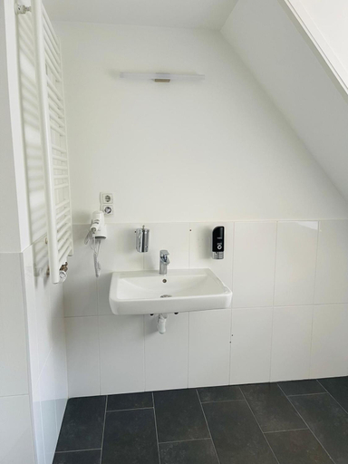 Bathroom 3, Centro Hotel Atlanta, Region Hannover