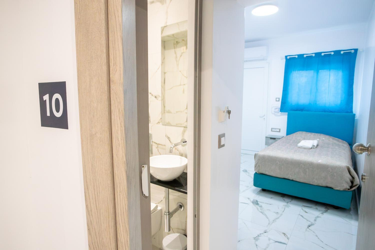 Bedroom 4, Star Hotel, South Aegean