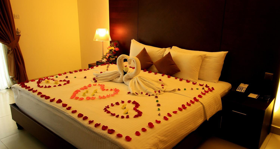 Bedroom 2, Sohar Beach Hotel, Sohar