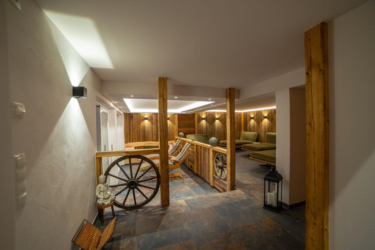 Bedroom 2, Boutiquehotel - Michl, Imst