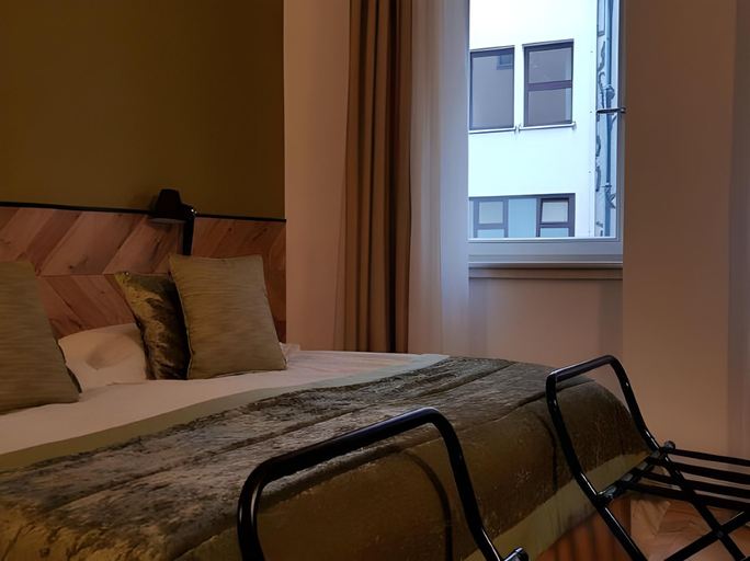 Bedroom 2, Urban Hotel Ljubljana, Ljubljana