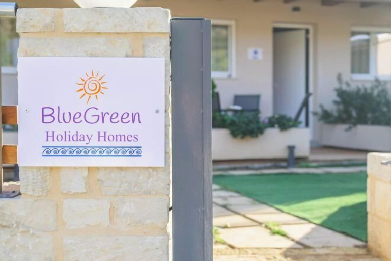 Exterior 2, BlueGreen Holiday Homes: Holidays with Seaview, Crete