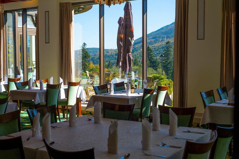 Food & Drinks 5, President Hotel Montfort, Poprad