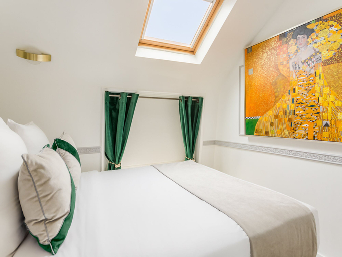 Bedroom 4, Merveil Luxury Suites - Royale - Saint Honore view, Paris