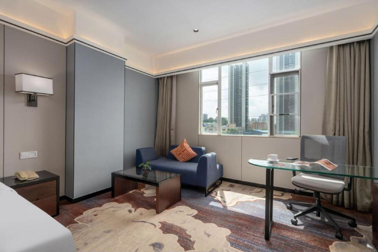 Others 5, Mizparton Hotel South Qianjin Road, Jiangmen