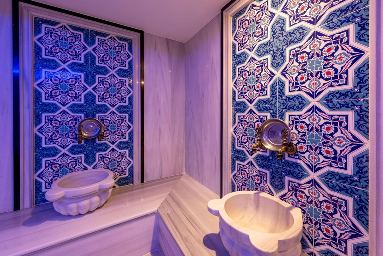 Bathroom 4, Hotel Boursier 2 & Spa, Beşiktaş