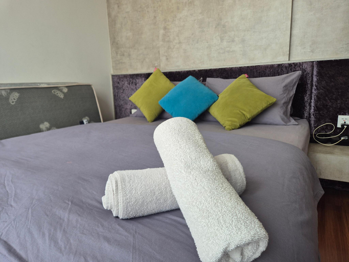Bedroom 3, Up to 9 Pax, I-City, ISuite FREE WIFI 50" Smart TV, Shah Alam