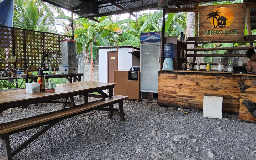 Food & Drinks 3, Nipaville Camphouse, Moalboal