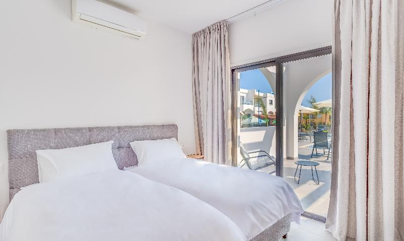 Bedroom, Zoi Hotel, Unorganized in Al Jizah