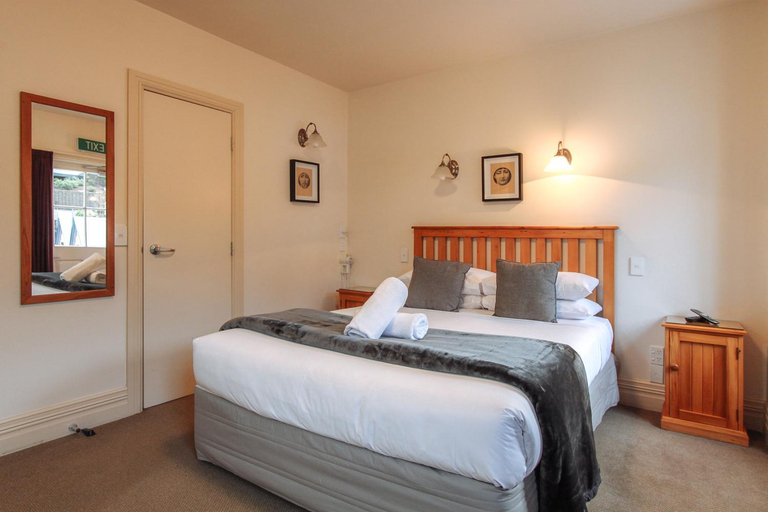 Bedroom 2, The Grand Hotel & Bar, Christchurch