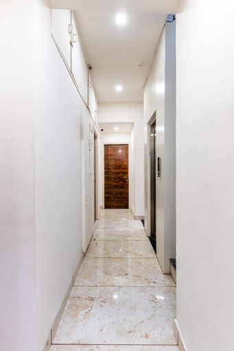 Public Area 2, Hotel Noble Inn, Ahmadabad